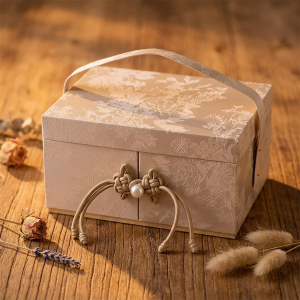 Imperial Champagne Gift Box